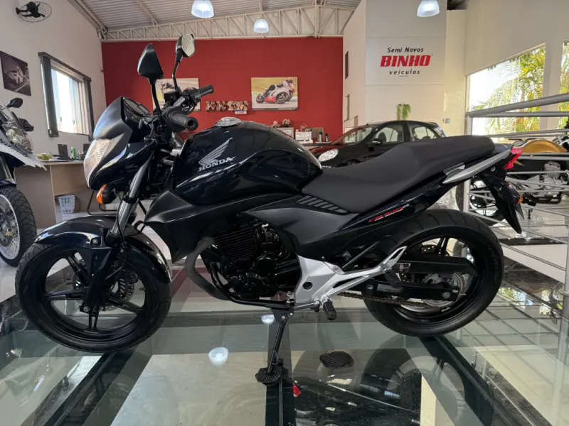 CB 300 R - Foto