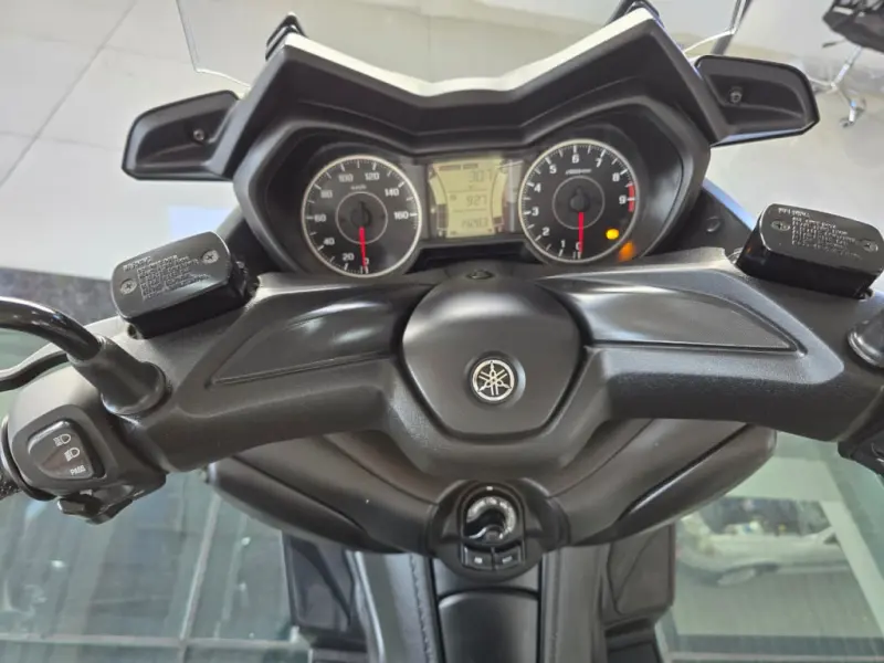 XMax 250 - Foto
