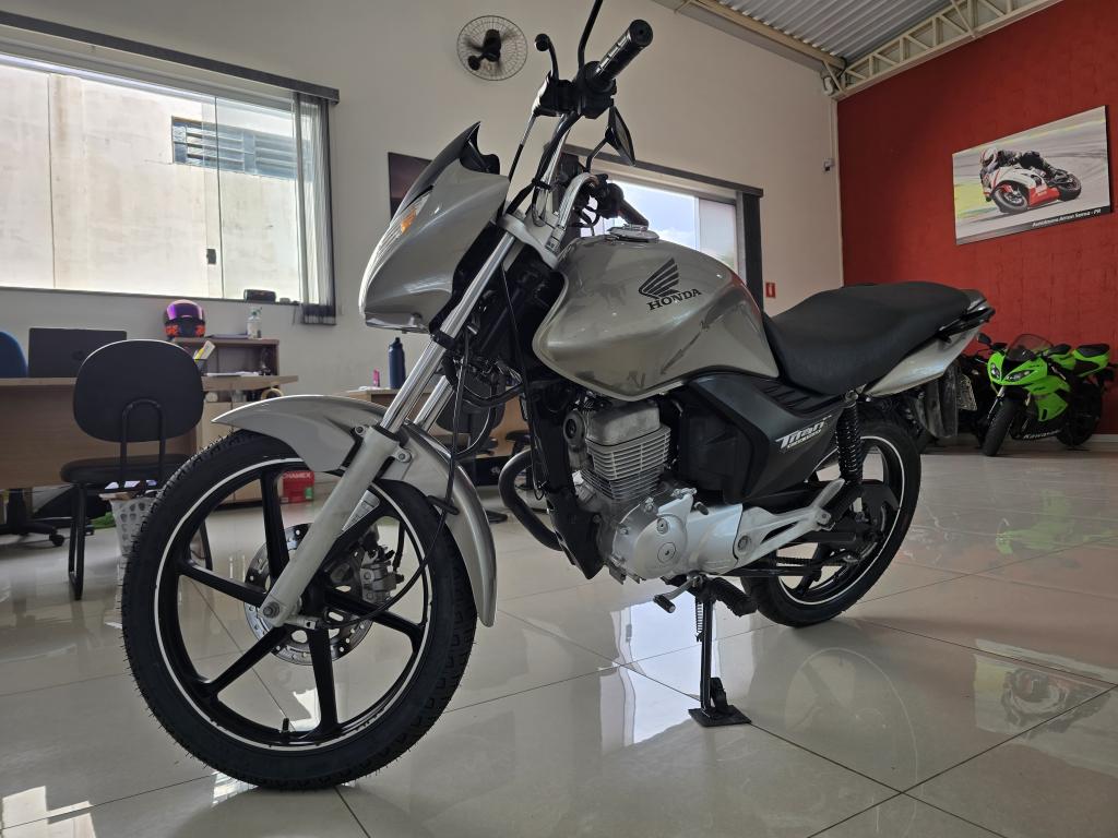 CG 150 - Foto