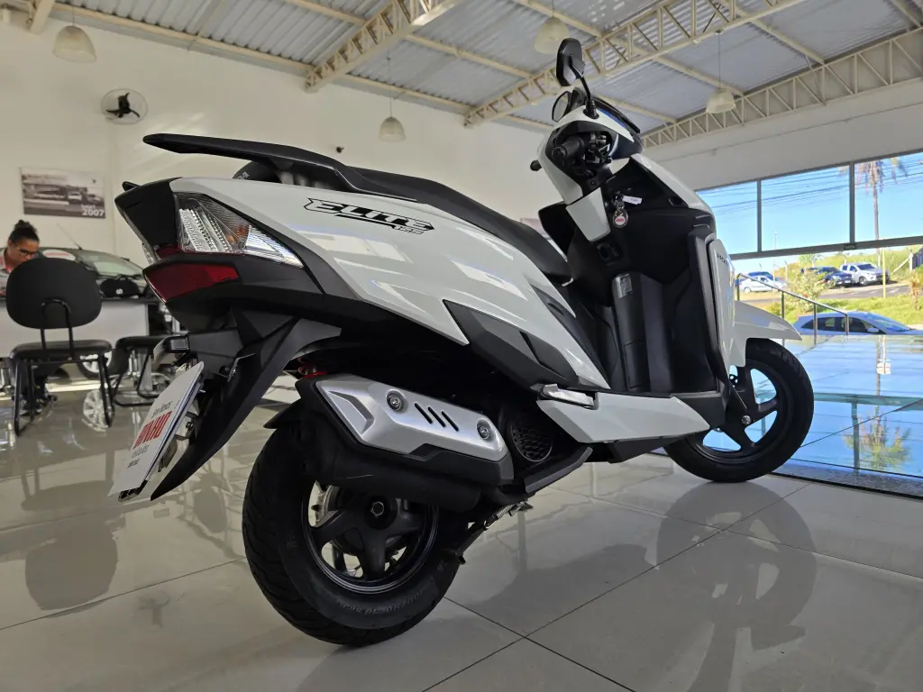Elite 125 - Foto